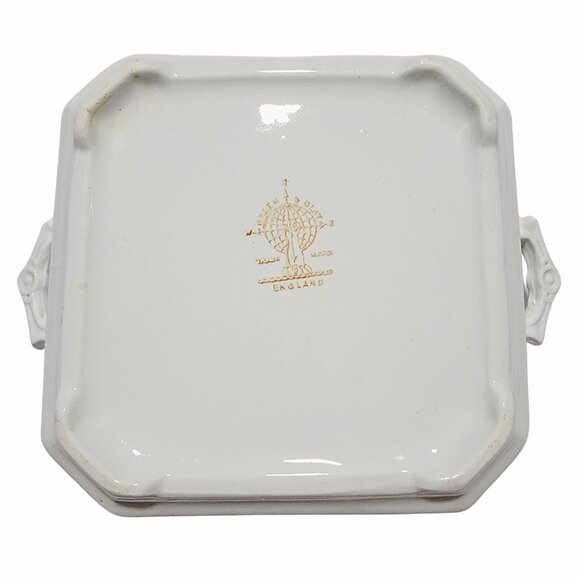 Vintage Pink & White Casserole / Veggie Dish with Lid & Spoon - Picture 8 of 8